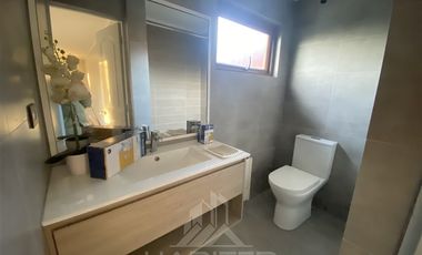 Casa en Arriendo en COD38715 Barrio Ingles - Colegio Green House