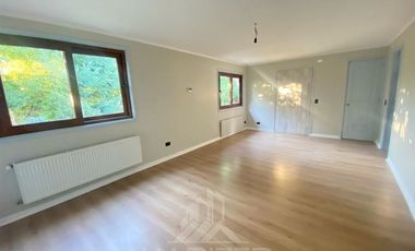 Casa en Arriendo en COD38715 Barrio Ingles - Colegio Green House