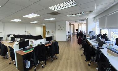 Oficina en Arriendo en Andrés Bello