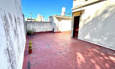 VENTA PH 4 AMB SIN EXPENSAS FLORES