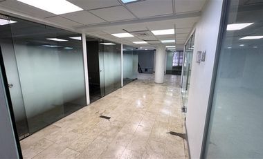Oficina en Arriendo en Avenida Providencia / Andrés de Fuenzalida