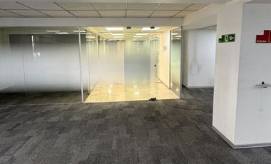 Oficina en Arriendo en Avenida Providencia / Andrés de Fuenzalida