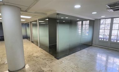 Oficina en Arriendo en Avenida Providencia / Andrés de Fuenzalida