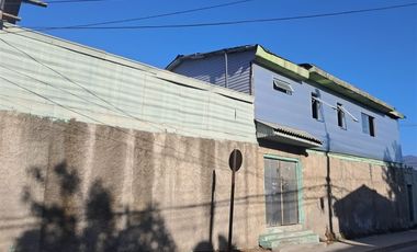 Casa en Arriendo en Oscar Alfaro esquina Molinare a 5 cuadras plaza armas