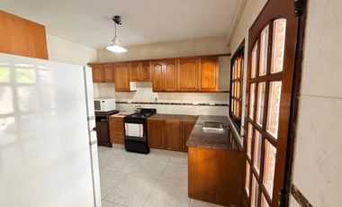 Hermosa y Amplica Casa en Villa Bosch