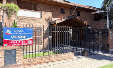 Hermosa y Amplica Casa en Villa Bosch