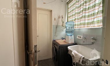 Venta de departamento de 3/4  dormitorios en La Plata