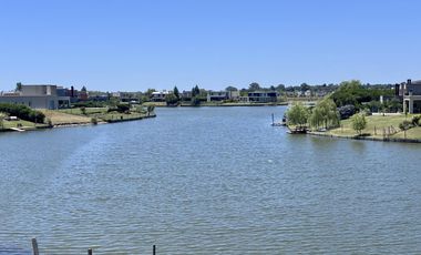 VENTA CASA EN SAN SEBASTIAN AREA 5 - 5 AMBIENTES