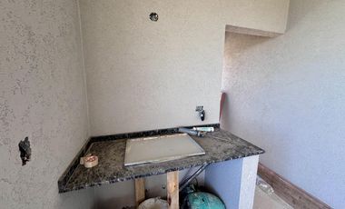 VENTA CASA EN SAN SEBASTIAN AREA 5 - 5 AMBIENTES