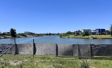 VENTA CASA EN SAN SEBASTIAN AREA 5 - 5 AMBIENTES