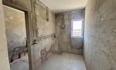 VENTA CASA EN SAN SEBASTIAN AREA 5 - 5 AMBIENTES