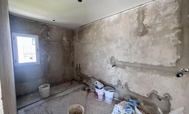 VENTA CASA EN SAN SEBASTIAN AREA 5 - 5 AMBIENTES