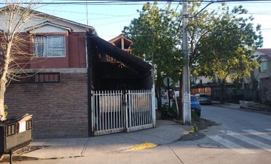 GRAN PROPIEDAD DE ESQUINA 3 DORMITORIOS