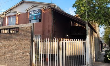 GRAN PROPIEDAD DE ESQUINA 3 DORMITORIOS