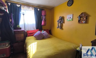 Casa en venta c/ estacionamiento en Vicente Valdés