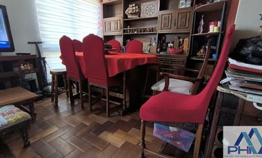 Casa en venta c/ estacionamiento en Vicente Valdés