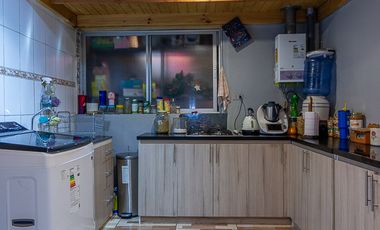 VENTA CASA 4 DORMITORIOS 1 BAÑO