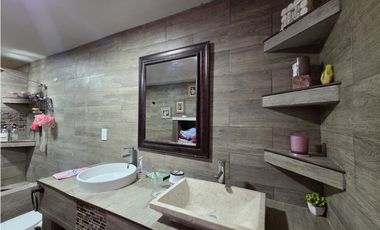 Casa o Local con terreno amplio. Buscas espacio para crecer?