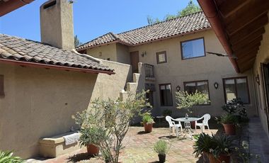 Casa en Arriendo en Los Aledaños Club de Golf Los Lirios, Pc 1