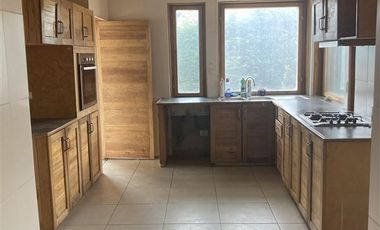 Casa en Arriendo en Condominio Pie de Mauco