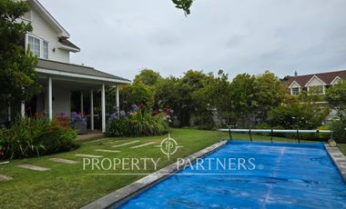 Amplia Casa en Santa María