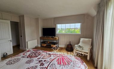 Amplia Casa en Santa María