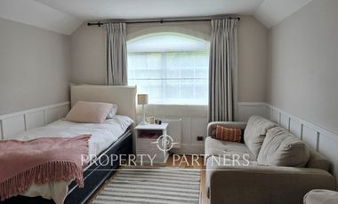 Amplia Casa en Santa María