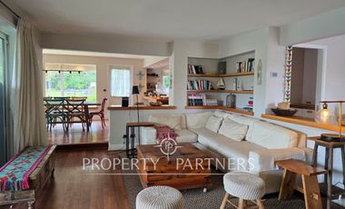 Amplia Casa en Santa María