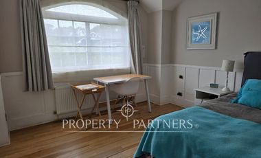 Amplia Casa en Santa María