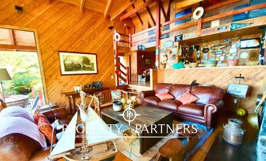 Casa con espectacular vista y 90 mts de orilla de lago Panguipulli