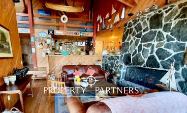 Casa con espectacular vista y 90 mts de orilla de lago Panguipulli