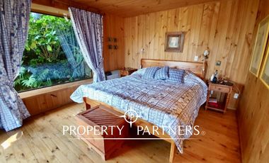 Casa con espectacular vista y 90 mts de orilla de lago Panguipulli