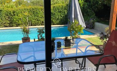 Casa con eficiencia energética en seguro Condominio Alto Macul , La Florida.