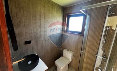 Arquitectura Única: Casa Industrial 4D/4B