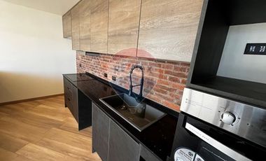 Arquitectura Única: Casa Industrial 4D/4B