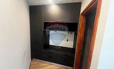 Arquitectura Única: Casa Industrial 4D/4B