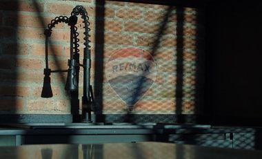 Arquitectura Única: Casa Industrial 4D/4B