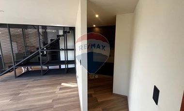 Arquitectura Única: Casa Industrial 4D/4B