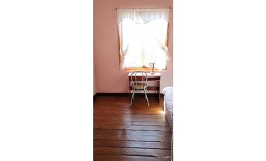 Arriendo casa en Cerro Alegre, 6 habitaciones