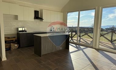 En venta Casa Nueva en Country Pucón