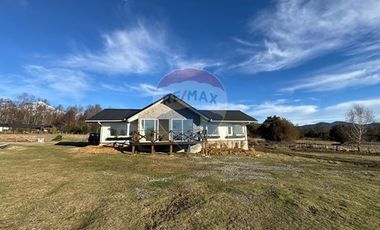 En venta Casa Nueva en Country Pucón