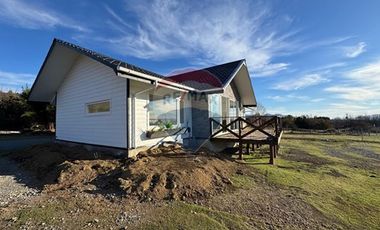 En venta Casa Nueva en Country Pucón