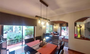 Casa en exclusivo sector de Santa Cruz