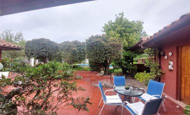 Casa en exclusivo sector de Santa Cruz