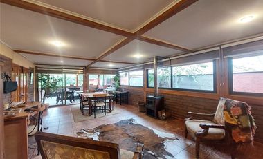 Casa en exclusivo sector de Santa Cruz