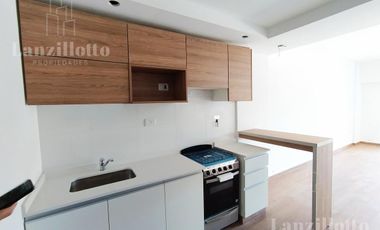 Mono a estrenar de 38mts , caldera individual, mesada tipo silestone! Placard!