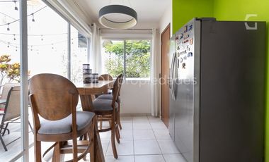 PASEO DE LOS PARQUES CASA CON EXCEDENTE EN COTO