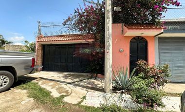 HUAXTLA CASA EN VENTA A ESPALDAS DE FINCA ALOFA