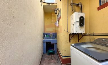 HUAXTLA CASA EN VENTA A ESPALDAS DE FINCA ALOFA