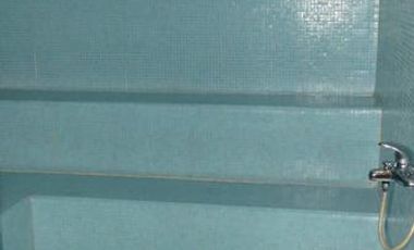 Alquiler sin muebles 2 suites más dependencia, cochera y baulera,. Madero Center. Precio paquete